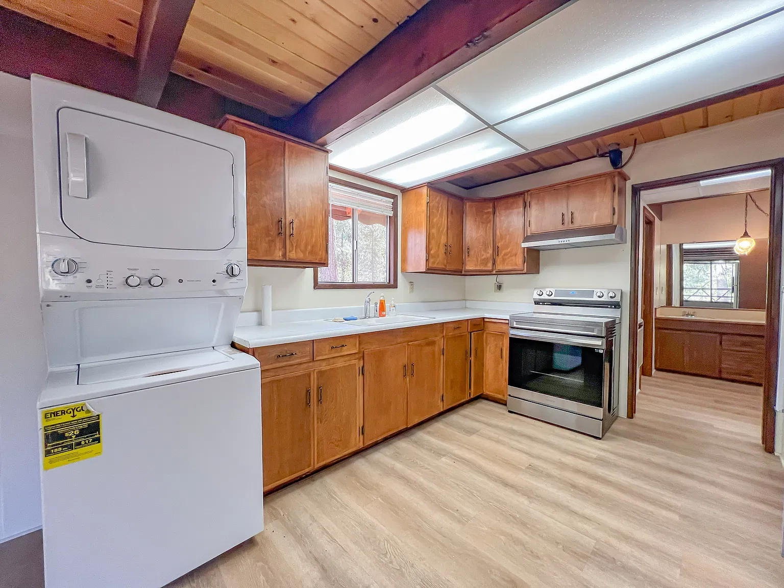 3 bed, 1592 sqft, $1,650 — Photo 4