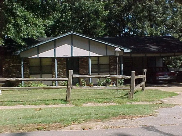 1820 W Matthews Ave, Jonesboro, AR 72404