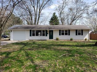 942 Oak Ave, Neoga, IL 62447