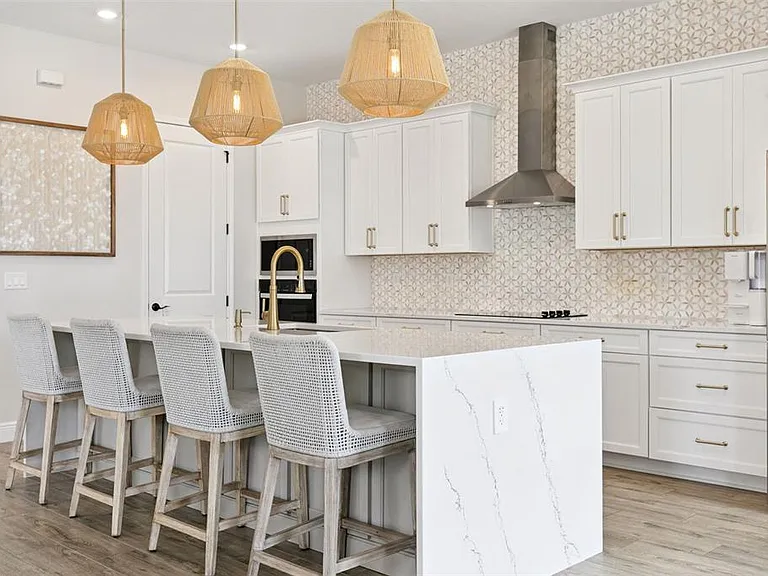 13114 McMillan Dr — Photo 17