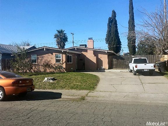2nd image of 3645 Floral Dr
