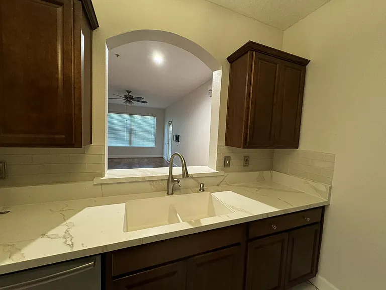 10550 Baymeadows Rd #205 — Photo 5