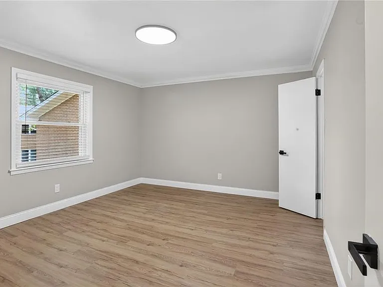 3510 Roswell Rd NW #E2 — Photo 16