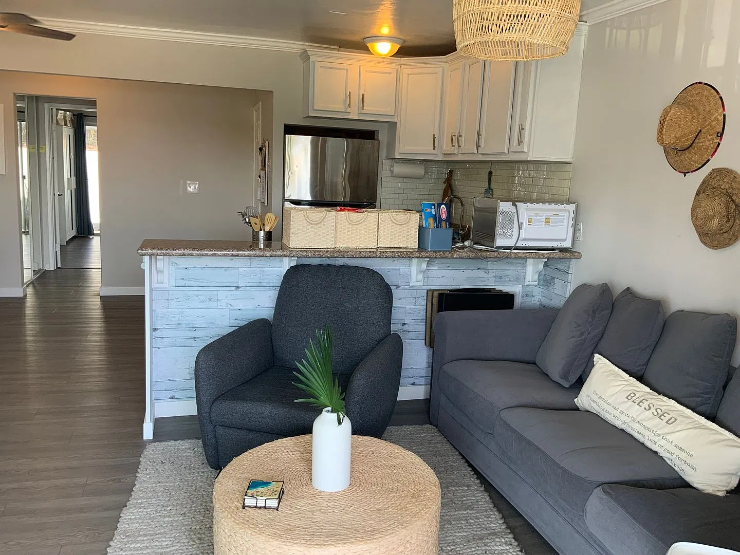 1626 Pomona Avenue — Photo 4