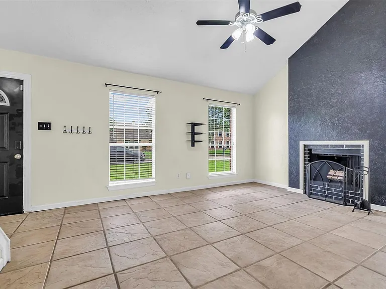 15830 Pipers View Dr — Photo 5