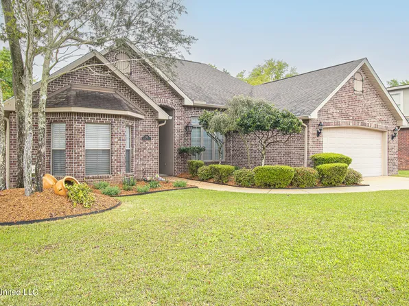 749 Clover Pl, Biloxi, MS 39532