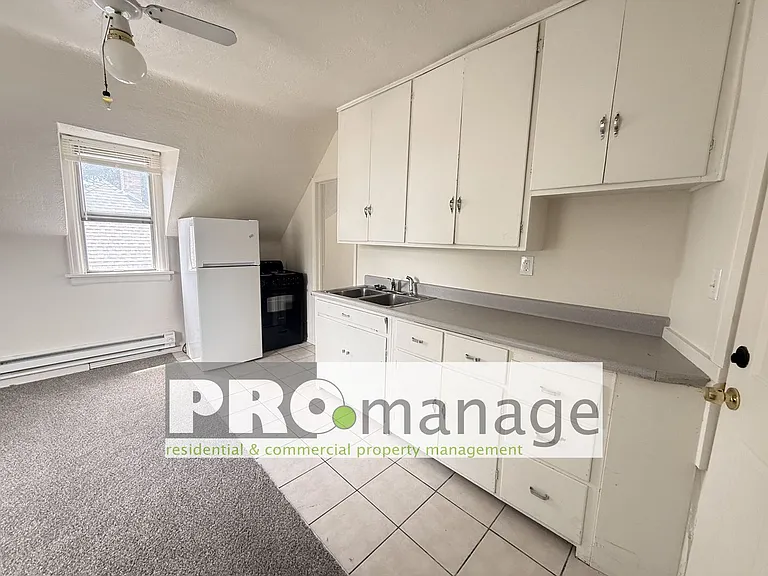 160 Pine St. — Photo 5
