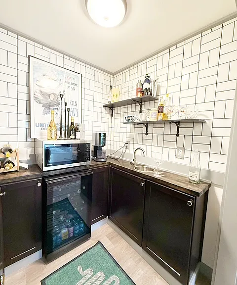 208 S Summit Ave — Photo 35