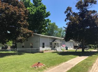 128 Floral Ave, Plainwell, MI