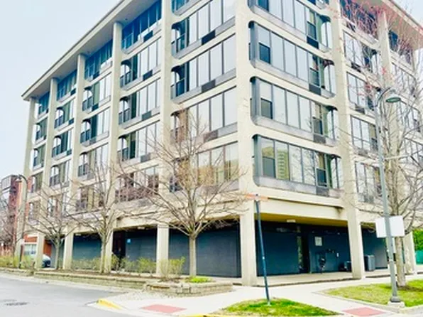 345 E Eastgate Pl APT 604, Chicago, IL 60616