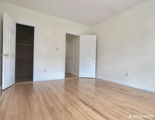 Rented by Sovereign Associates | media 7