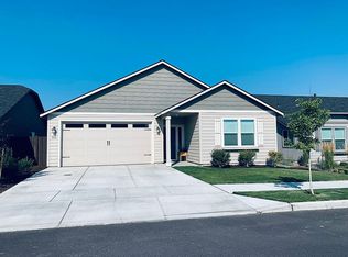 953 NW 26th Way, Redmond, OR 97756