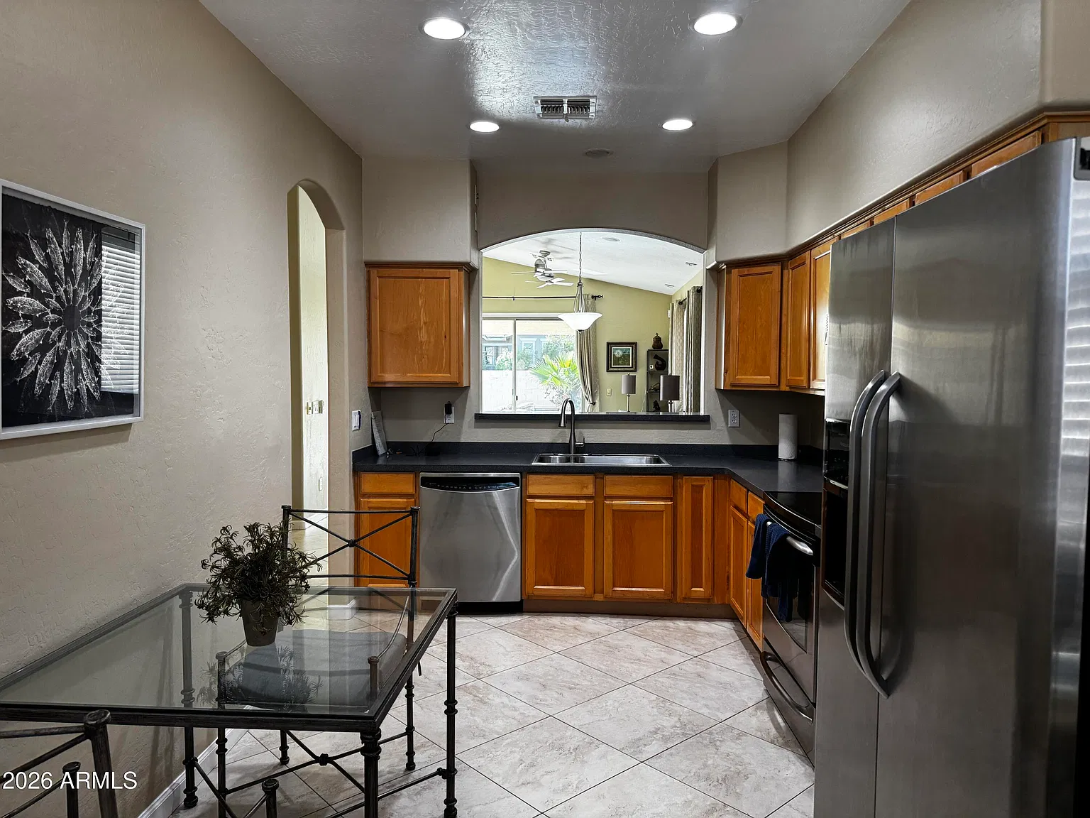 3 bed, 2.0 bath, 1359 sqft, $2,500 — Photo 3