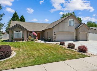 16566 N Yorkshire Ln, Nampa, ID 83687