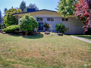 8110 E Glen Dr, Everett, WA 98203