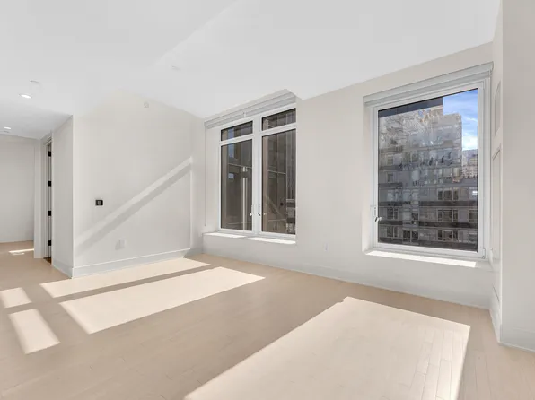 91 Leonard Street image 1 of 17