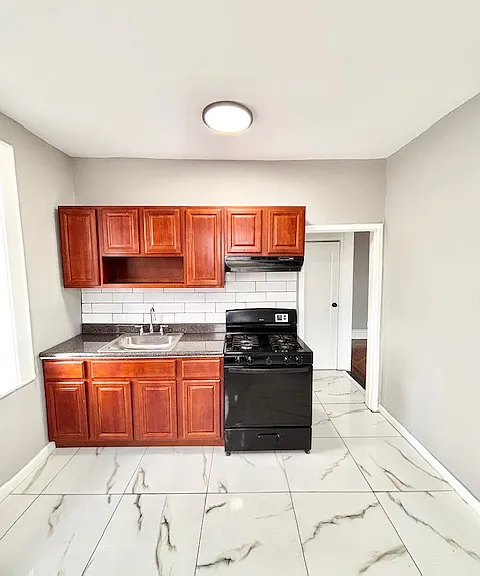 445 Central Avenue — Photo 16