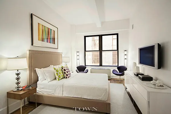 Sold by Town Residential | media 18