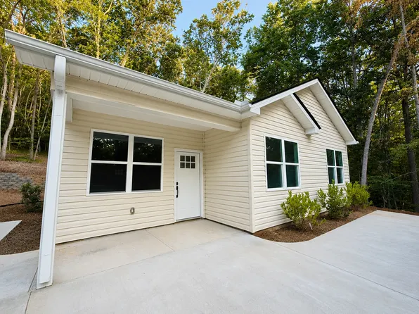 306 Hickory Trl, Westminster, SC 29693