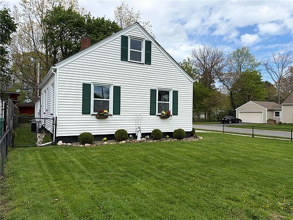 3rd image of 144 Dorsey Rd