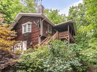 40 Gooseberry Rdg, Waynesville, NC 28785