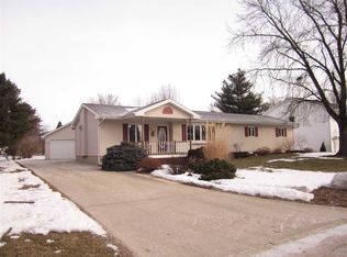 340 Daisy St, Dike, IA 50624