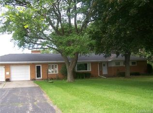 6565 Rattle Run Rd, Saint Clair, MI 48079