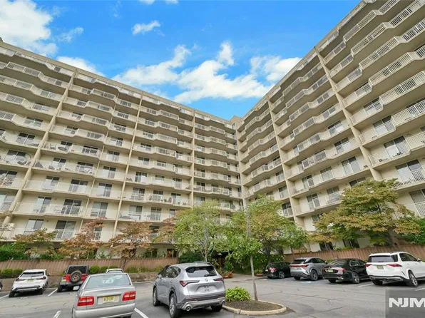 1077 River Road #1009, Edgewater, NJ 07020