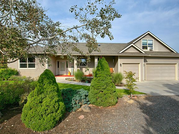 5th image of 11173 SW Yates Ct