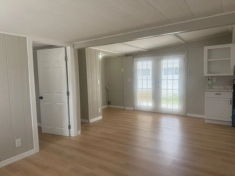 512 51st Avenue Dr W — Photo 18
