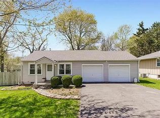 8638 Melrose St, Overland Park, KS 66214