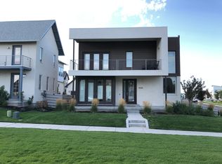 10578 S Sturgeon Dr, South Jordan, UT 84009