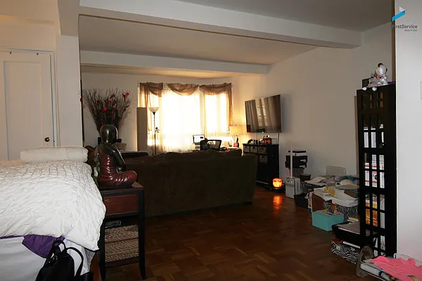 Rented by FirstService Realty (legacy) | media 19