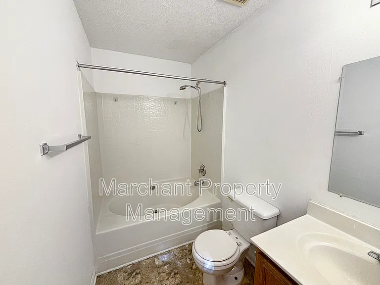 1 Appleton Ln — Photo 14