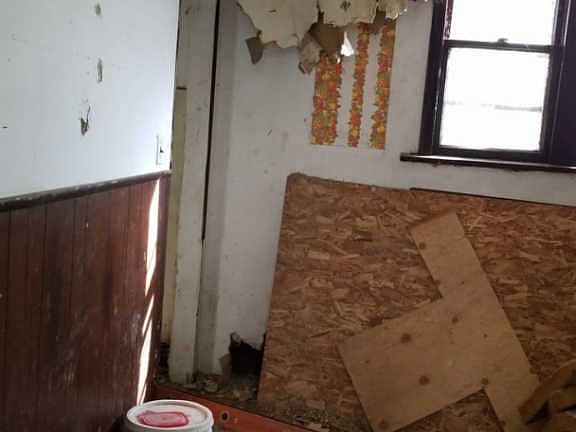 3rd image of 632 Park Ave