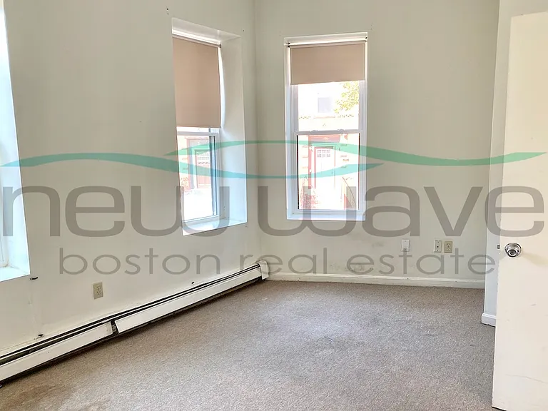 96 Hammond St #3 — Photo 12