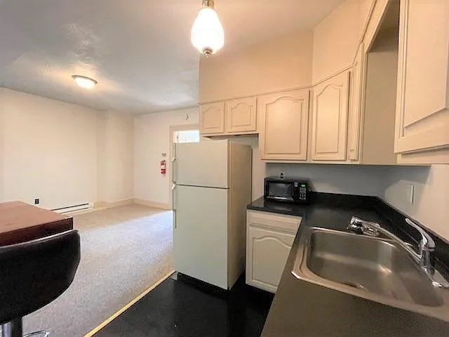 310 N Lime St #4 — Photo 4