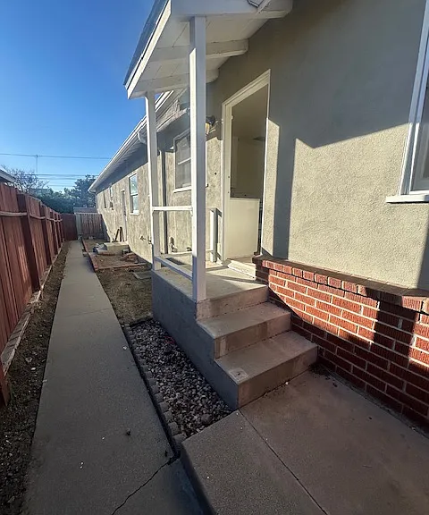 303 Lynn Dr — Photo 18