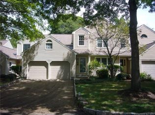 416 Pitkin Holw, Trumbull, CT 06611