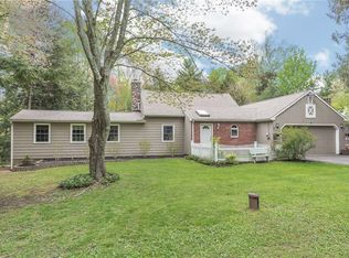 34 Washburn Rd, Canton, CT 06019