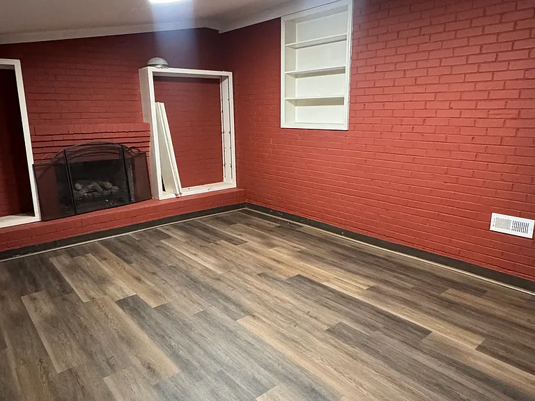 803 Cambridge St — Photo 14