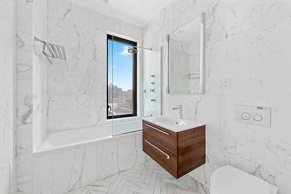 Rented by Compass | media 12