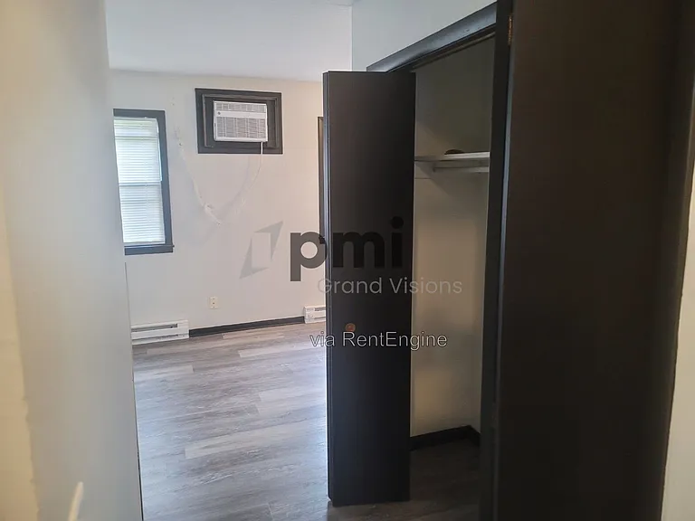 1301 Mitchem Dr #1 — Photo 15