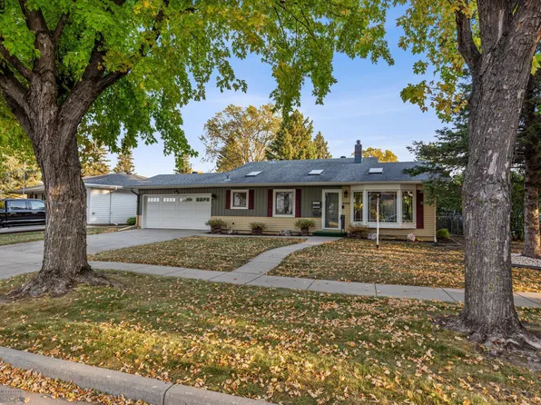 1005 19th Ave S, Fargo, ND 58103