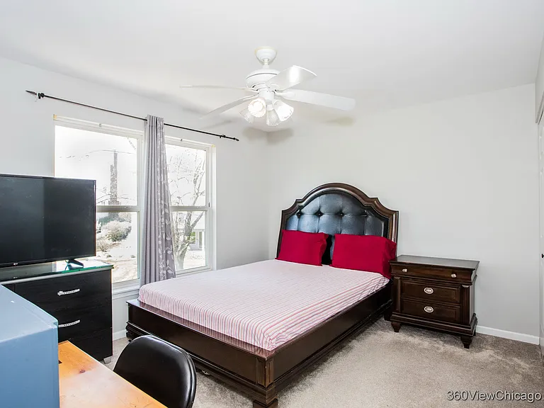2070 Morningview Dr — Photo 23