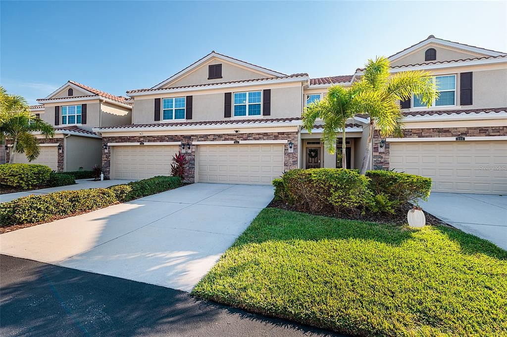 602 53rd Ave N, Saint Petersburg, FL 33703 | MLS #TB8450583 | Zillow