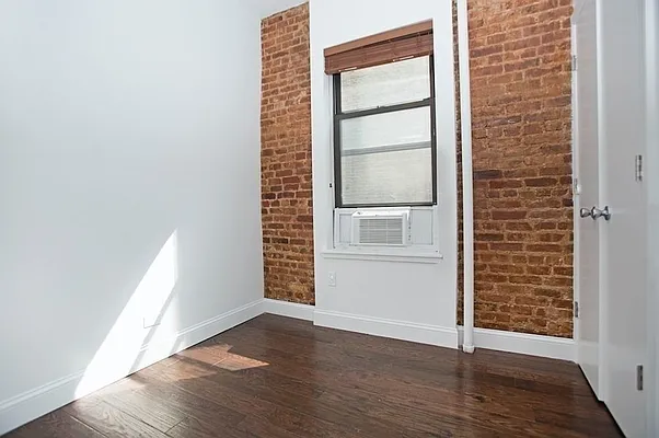 Rented by REAL New York | media 12