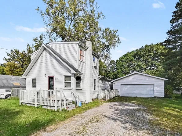 2900 Risdale Ave, Lansing, MI 48911