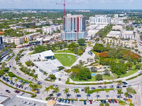 2005 Jefferson St APT 205, Hollywood, FL 33020