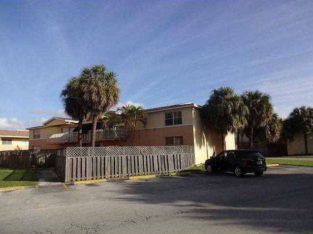 1st image of 4520 NW 79th Ave APT 1C